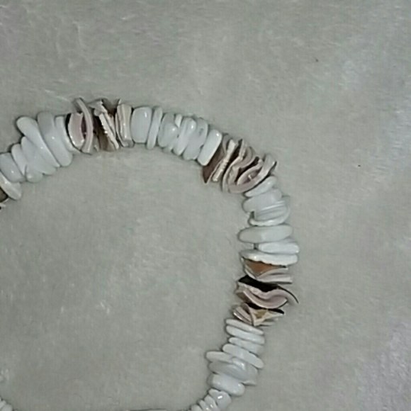 shell bracelet - Picture 2 of 3